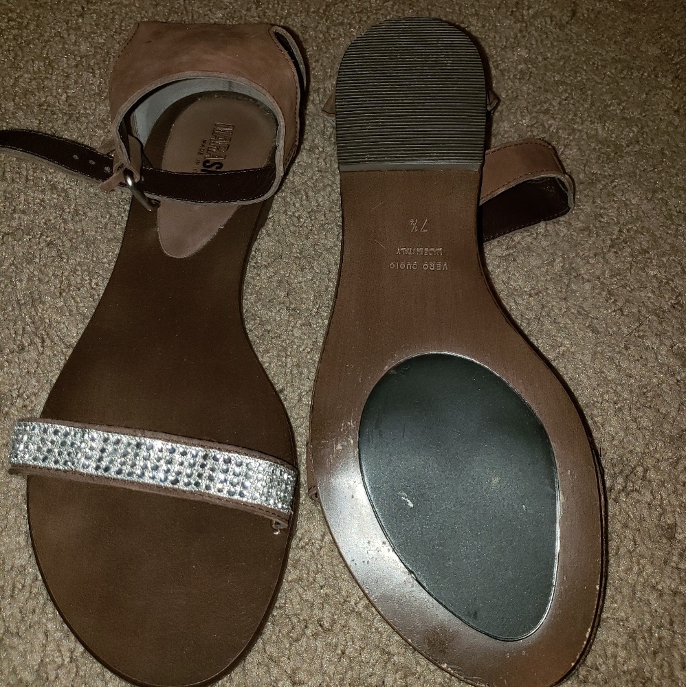 Nara Rhinestone Flats - Picture 3 of 4